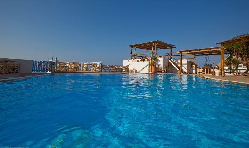 Fata Morgana Aparthotel Folégandros Exteriör bild